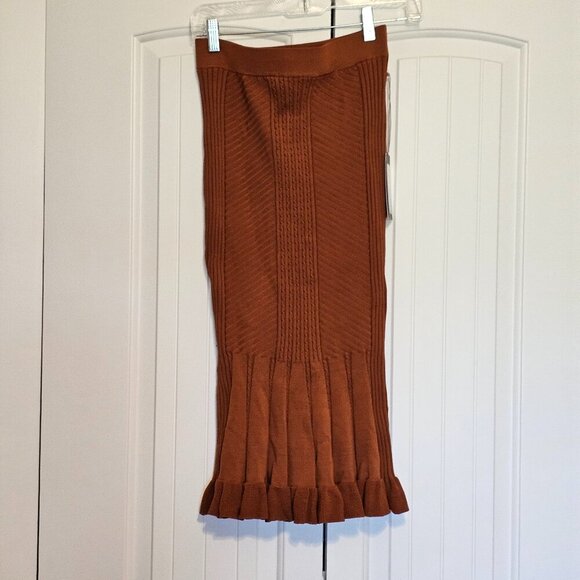 NWT Women's Eva Mendes NY&C Pencil Fishtail Skirt Size Small Burnt Orange READ!! - Picture 1 of 7
